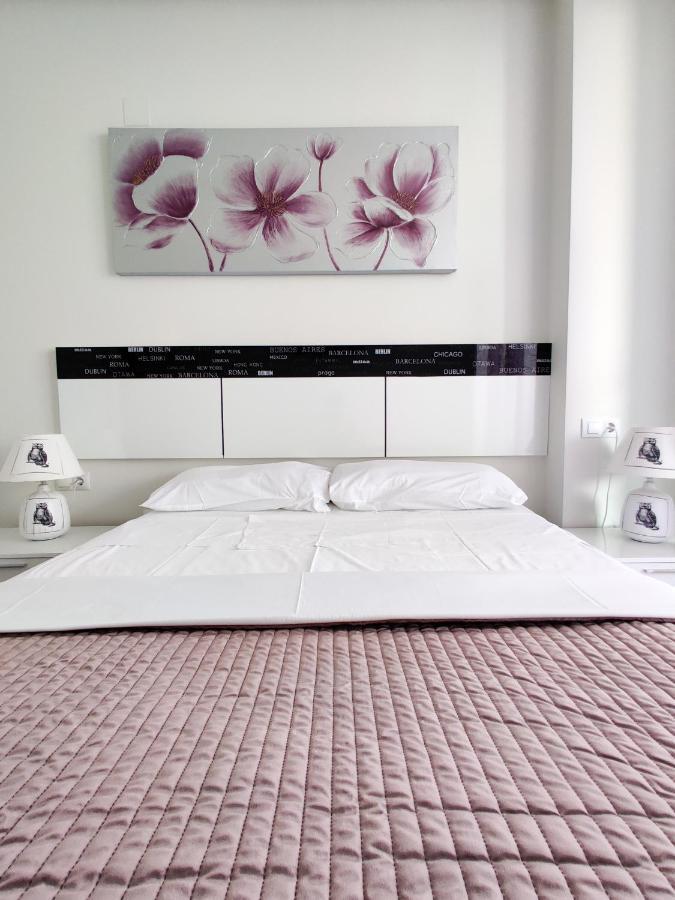 Gemelos Levante Beach Apartments Бенидорм Экстерьер фото